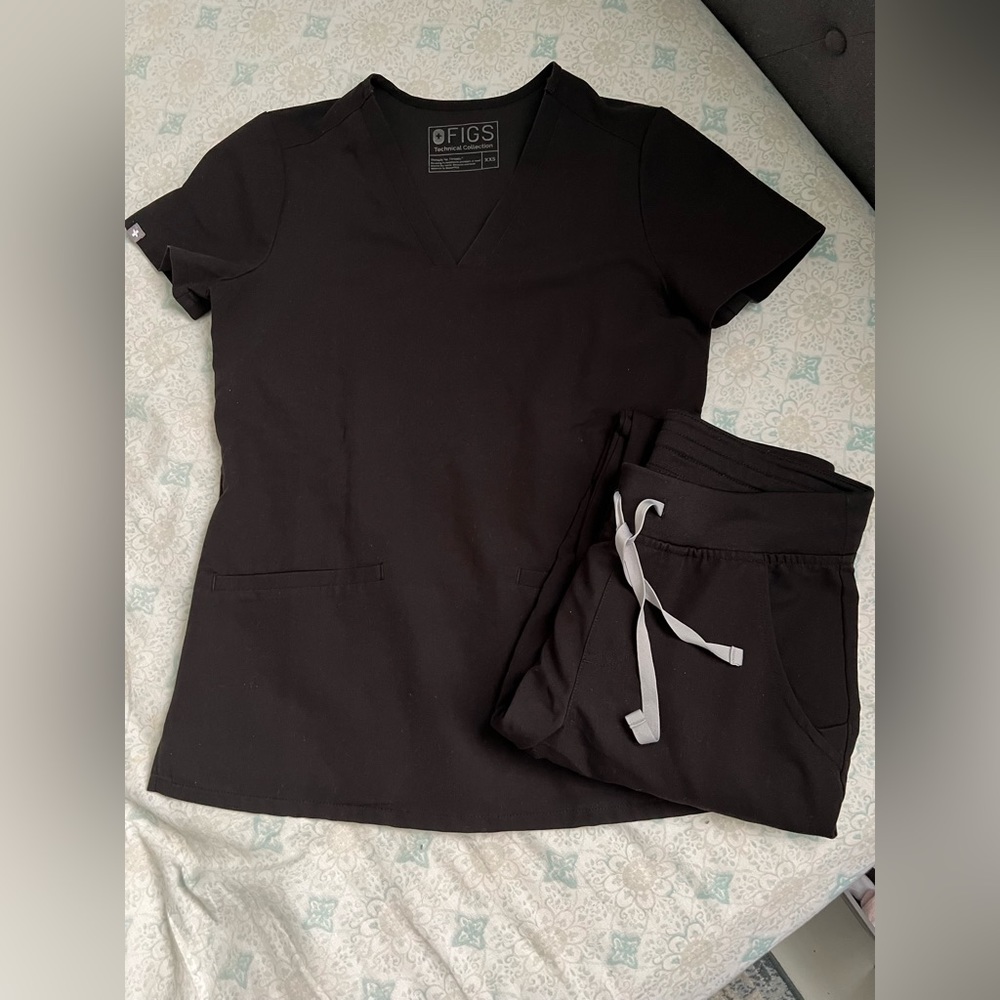 Figs black scrub set